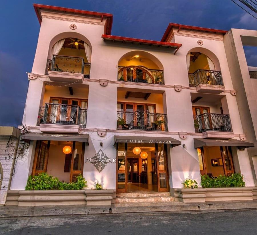 Hotel Alcazar 산 후안 델 수르 외부 사진